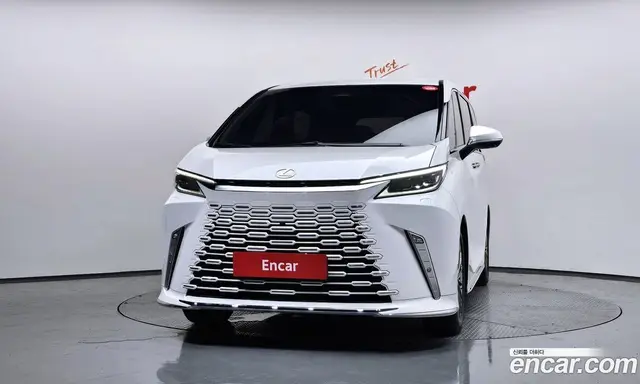 Lexus LM 2025 2.4 автомат (гидро), миниатюра 3 Lexus LM 2025 2.4 автомат (гидро), миниатюра 3