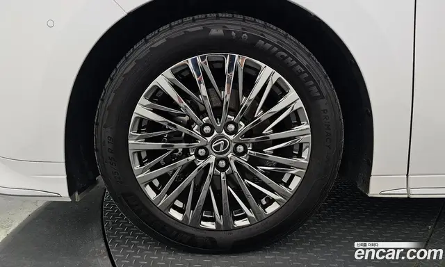 Lexus LM 2025 2.4 автомат (гидро), миниатюра 5 Lexus LM 2025 2.4 автомат (гидро), миниатюра 5