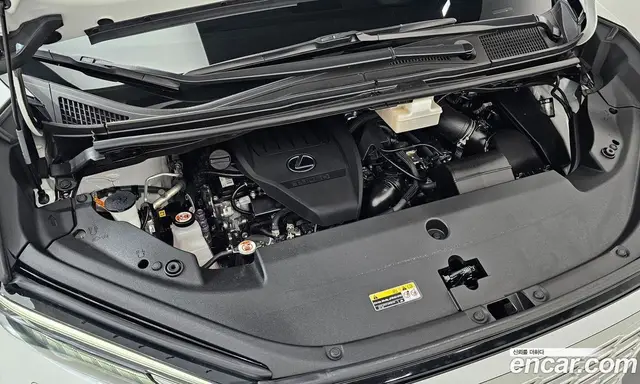 Lexus LM 2025 2.4 автомат (гидро), миниатюра 6 Lexus LM 2025 2.4 автомат (гидро), миниатюра 6