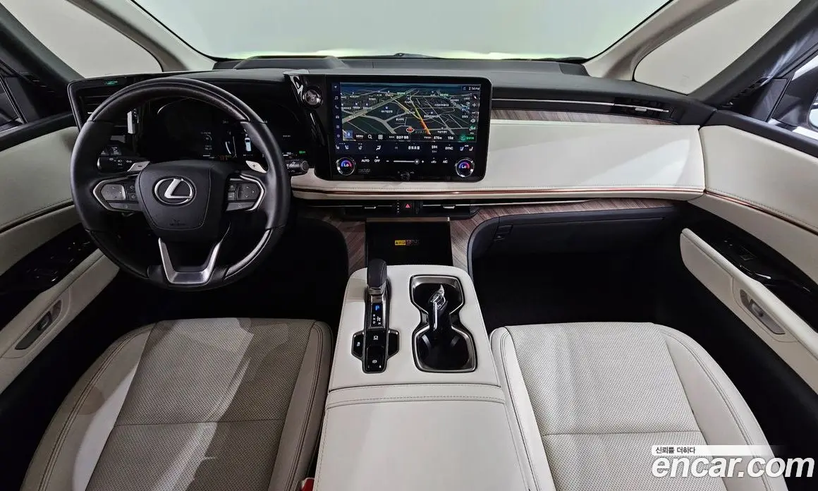Lexus LM 2025 2.4 автомат (гидро), фото 10 Lexus LM 2025 2.4 автомат (гидро), фото 10