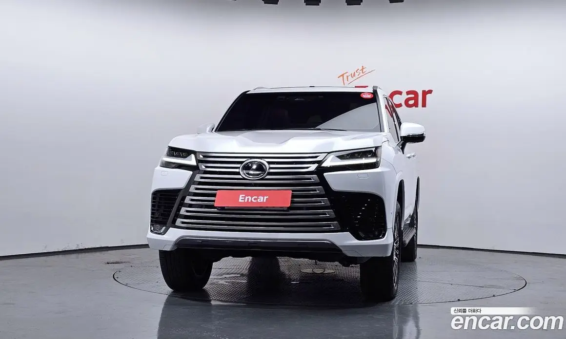 Lexus LX 2025 3.4 автомат (гидро), фото 3 Lexus LX 2025 3.4 автомат (гидро), фото 3