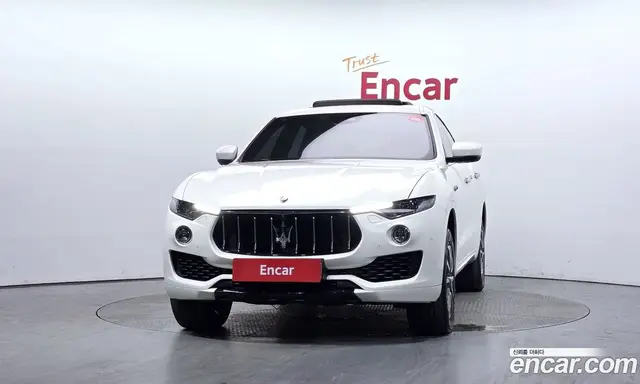 Maserati Levante 2018 3.0 автомат (гидро), миниатюра 3
