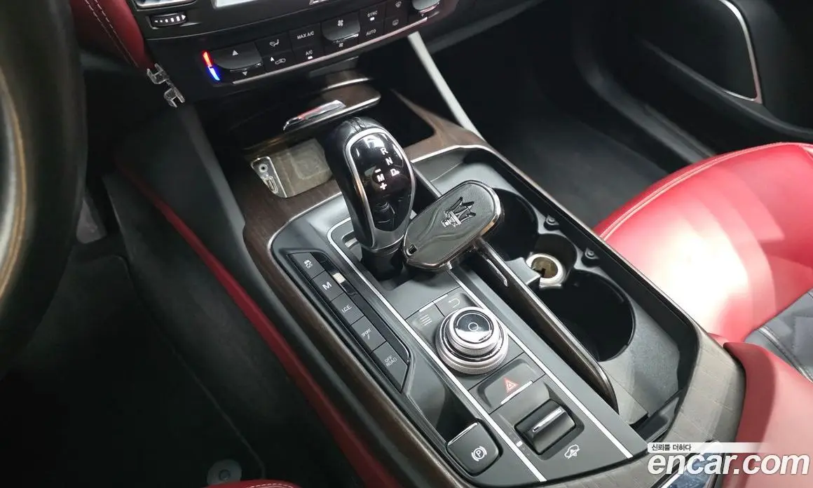 Maserati Levante 2018 3.0 автомат (гидро), фото 9