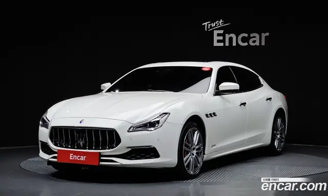 Maserati Quattroporte, 2018, 105 205 км