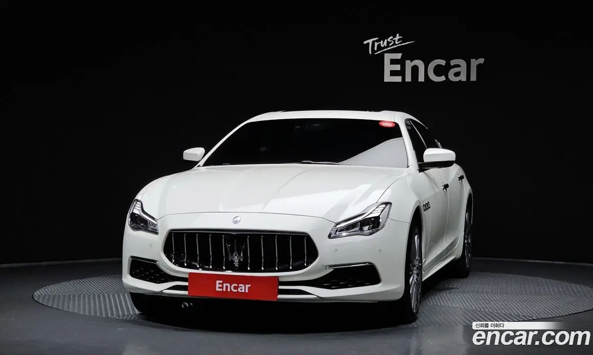 Maserati Quattroporte 2018 3.0 автомат (гидро), фото 3 Maserati Quattroporte 2018 3.0 автомат (гидро), фото 3