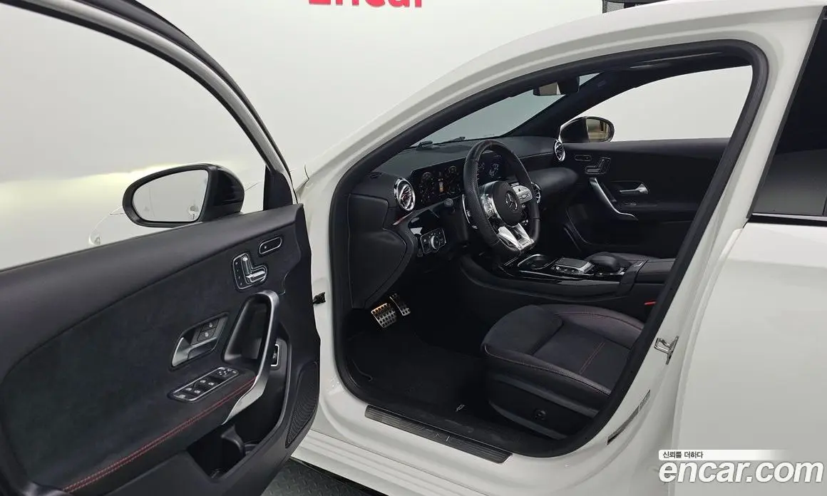 Mercedes-Benz A-Class 2022 2.0 автомат (гидро), фото 13 Mercedes-Benz A-Class 2022 2.0 автомат (гидро), фото 13