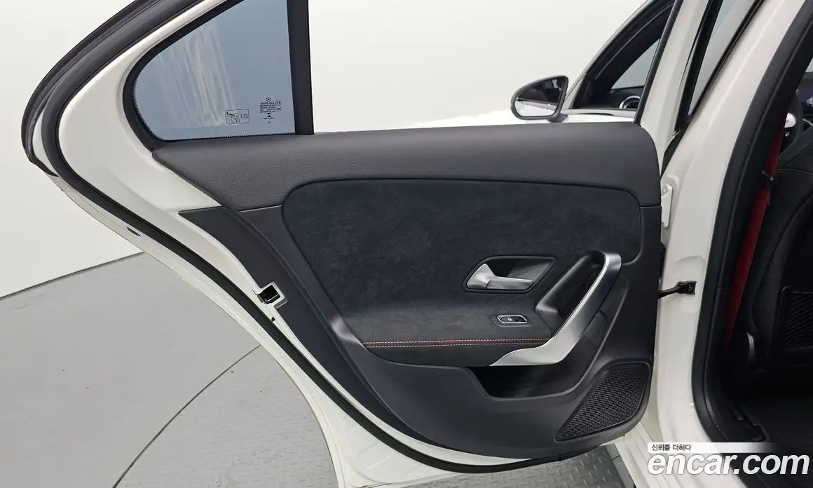 Mercedes-Benz A-Class 2022 2.0 автомат (гидро), фото 15 Mercedes-Benz A-Class 2022 2.0 автомат (гидро), фото 15