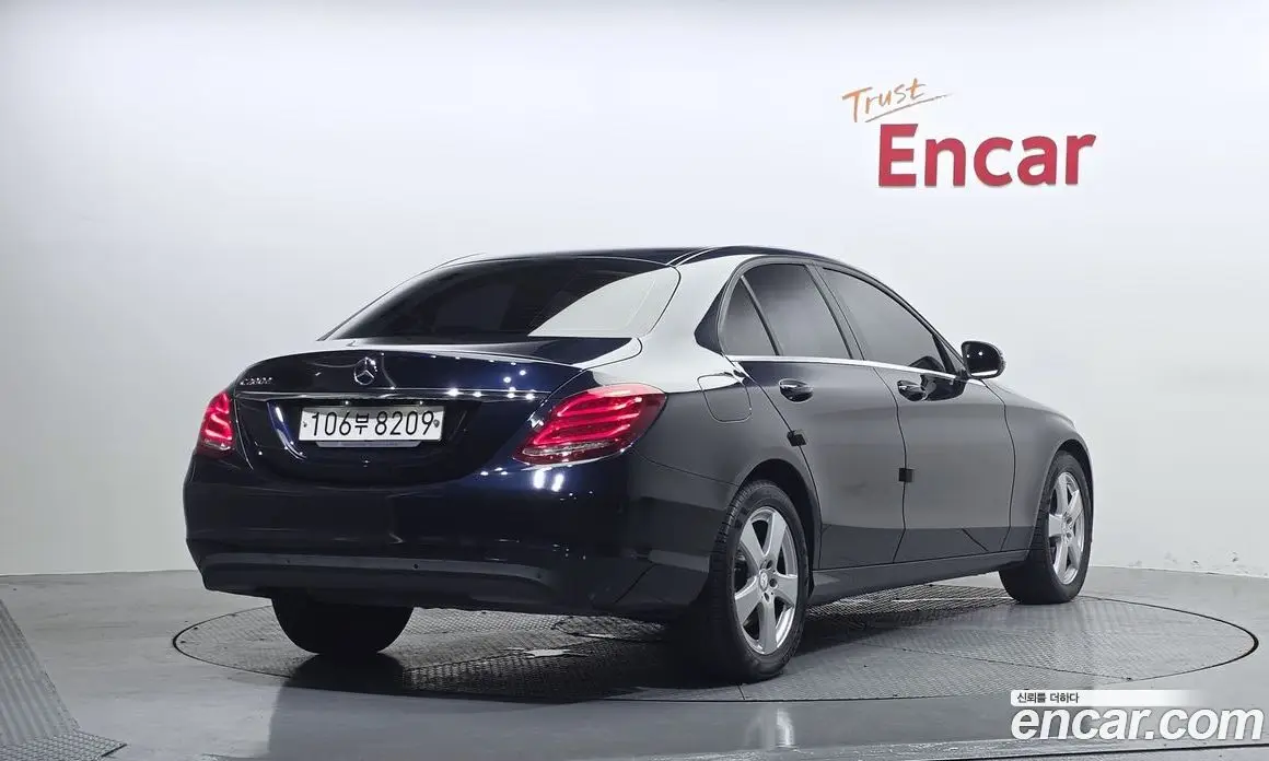 Mercedes-Benz C-Class 2017 1.6 автомат (гидро), фото 2 Mercedes-Benz C-Class 2017 1.6 автомат (гидро), фото 2