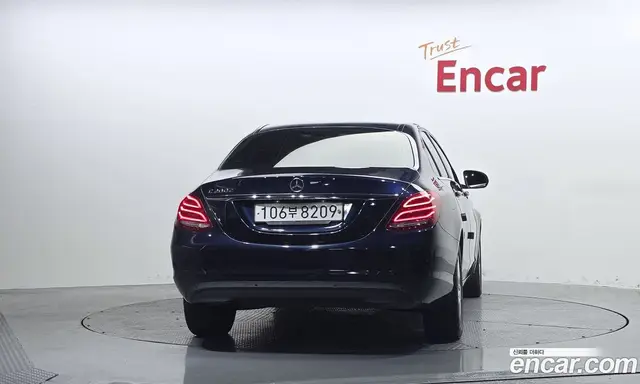 Mercedes-Benz C-Class 2017 1.6 автомат (гидро), миниатюра 4 Mercedes-Benz C-Class 2017 1.6 автомат (гидро), миниатюра 4