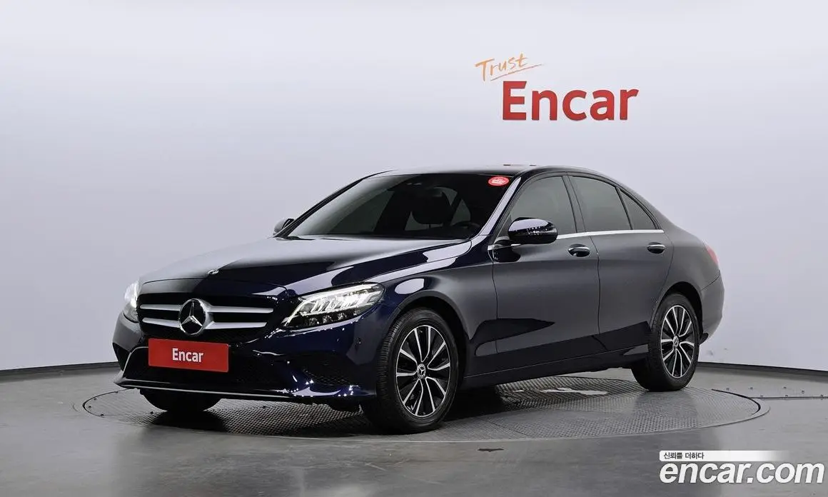 Mercedes-Benz C-Class 2019 2.0 автомат (гидро), фото 1 Mercedes-Benz C-Class 2019 2.0 автомат (гидро), фото 1