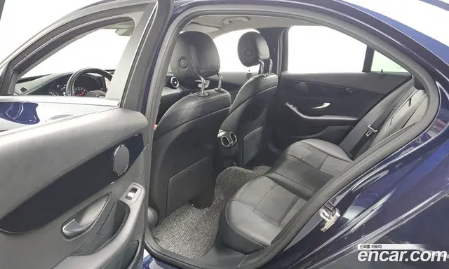 Mercedes-Benz C-Class 2019 2.0 автомат (гидро), миниатюра 11 Mercedes-Benz C-Class 2019 2.0 автомат (гидро), миниатюра 11
