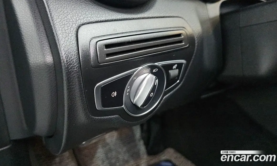 Mercedes-Benz C-Class 2019 2.0 автомат (гидро), фото 16 Mercedes-Benz C-Class 2019 2.0 автомат (гидро), фото 16