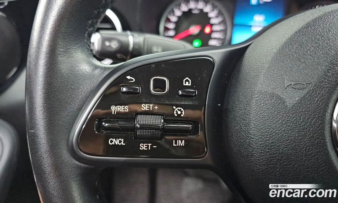 Mercedes-Benz C-Class 2019 2.0 автомат (гидро), фото 17 Mercedes-Benz C-Class 2019 2.0 автомат (гидро), фото 17