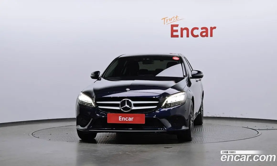 Mercedes-Benz C-Class 2019 2.0 автомат (гидро), фото 3 Mercedes-Benz C-Class 2019 2.0 автомат (гидро), фото 3