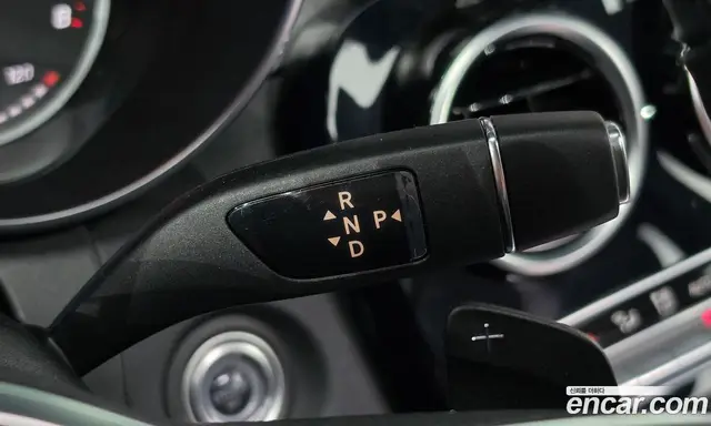 Mercedes-Benz C-Class 2020 2.0 автомат (гидро), миниатюра 11