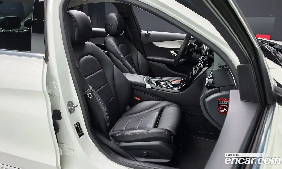 Mercedes-Benz C-Class 2020 2.0 автомат (гидро), фото 15