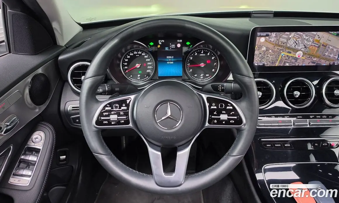 Mercedes-Benz C-Class 2020 2.0 автомат (гидро), фото 17