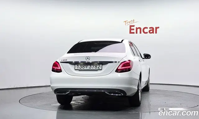 Mercedes-Benz C-Class 2020 2.0 автомат (гидро), миниатюра 3