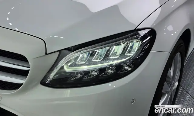 Mercedes-Benz C-Class 2020 2.0 автомат (гидро), миниатюра 7
