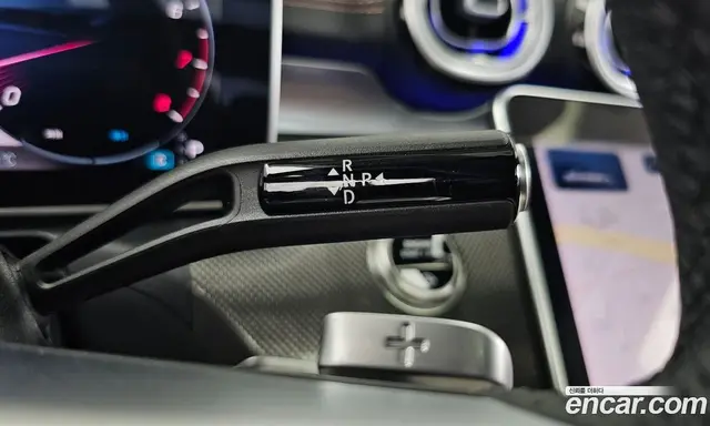 Mercedes-Benz C-Class 2025 2.0 автомат (гидро), миниатюра 12