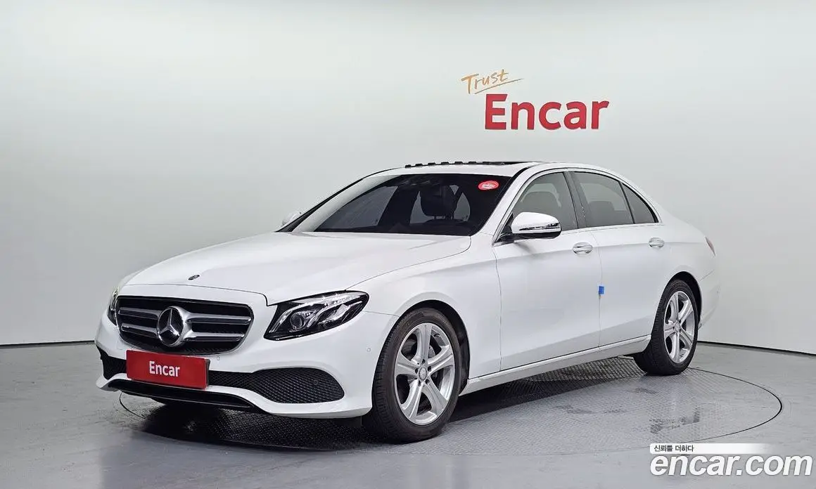 Mercedes-Benz E-Class 2017 1.9 автомат (гидро), фото 1 Mercedes-Benz E-Class 2017 1.9 автомат (гидро), фото 1