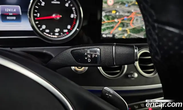 Mercedes-Benz E-Class 2017 1.9 автомат (гидро), миниатюра 9 Mercedes-Benz E-Class 2017 1.9 автомат (гидро), миниатюра 9