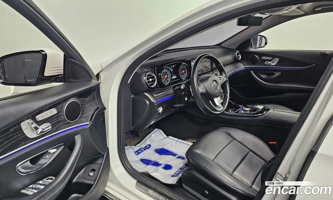 Mercedes-Benz E-Class 2017 1.9 автомат (гидро), фото 10 Mercedes-Benz E-Class 2017 1.9 автомат (гидро), фото 10