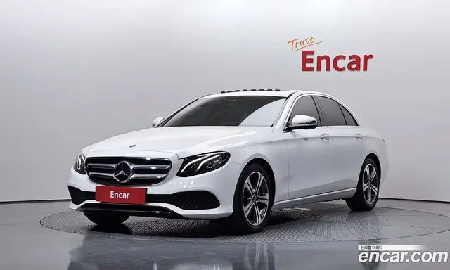 Mercedes-Benz E-Class, 2019, 79 292 км