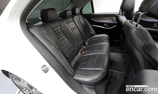 Mercedes-Benz E-Class 2019 2.0 автомат (гидро), миниатюра 11