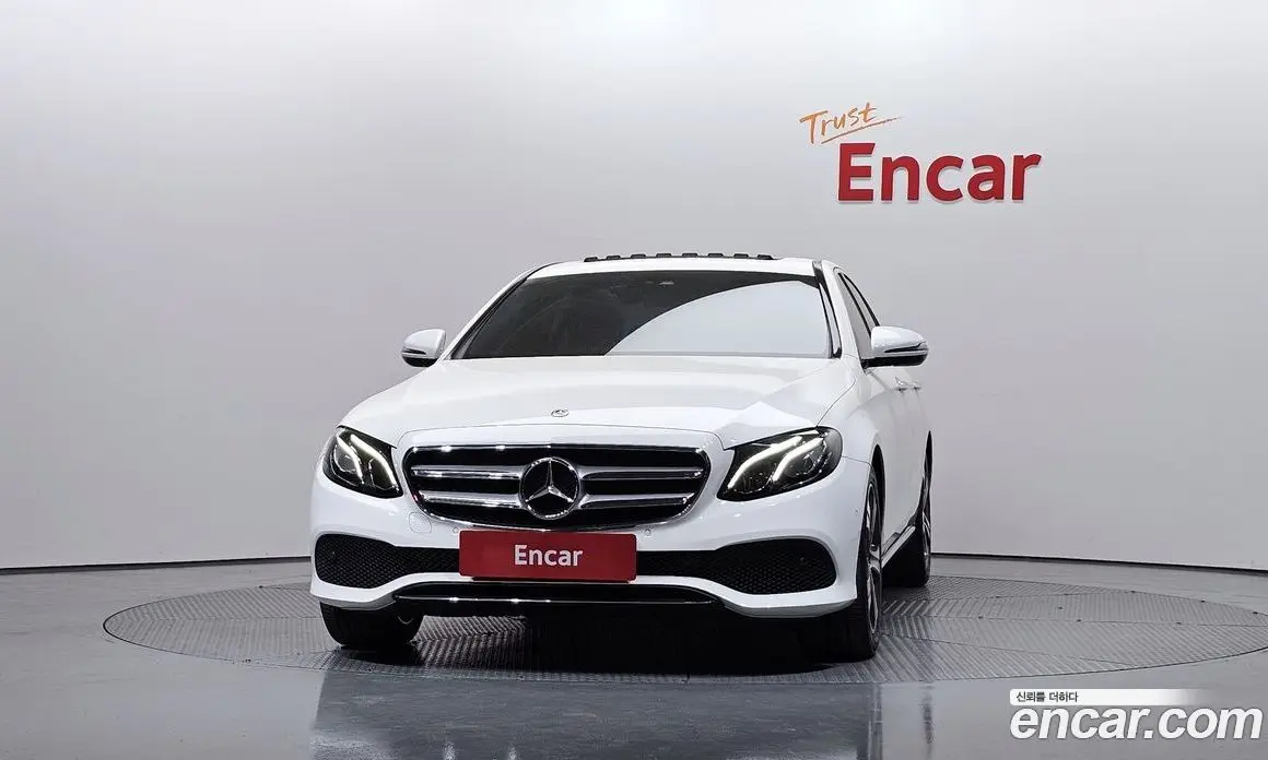 Mercedes-Benz E-Class 2019 2.0 автомат (гидро), фото 3