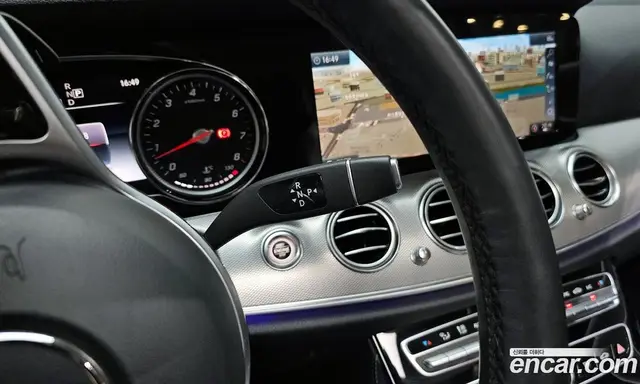 Mercedes-Benz E-Class 2019 2.0 автомат (гидро), миниатюра 9