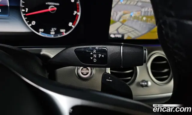 Mercedes-Benz E-Class 2019 2.0 автомат (гидро), миниатюра 9
