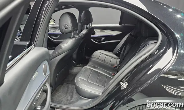 Mercedes-Benz E-Class 2020 2.0 автомат (гидро), миниатюра 12