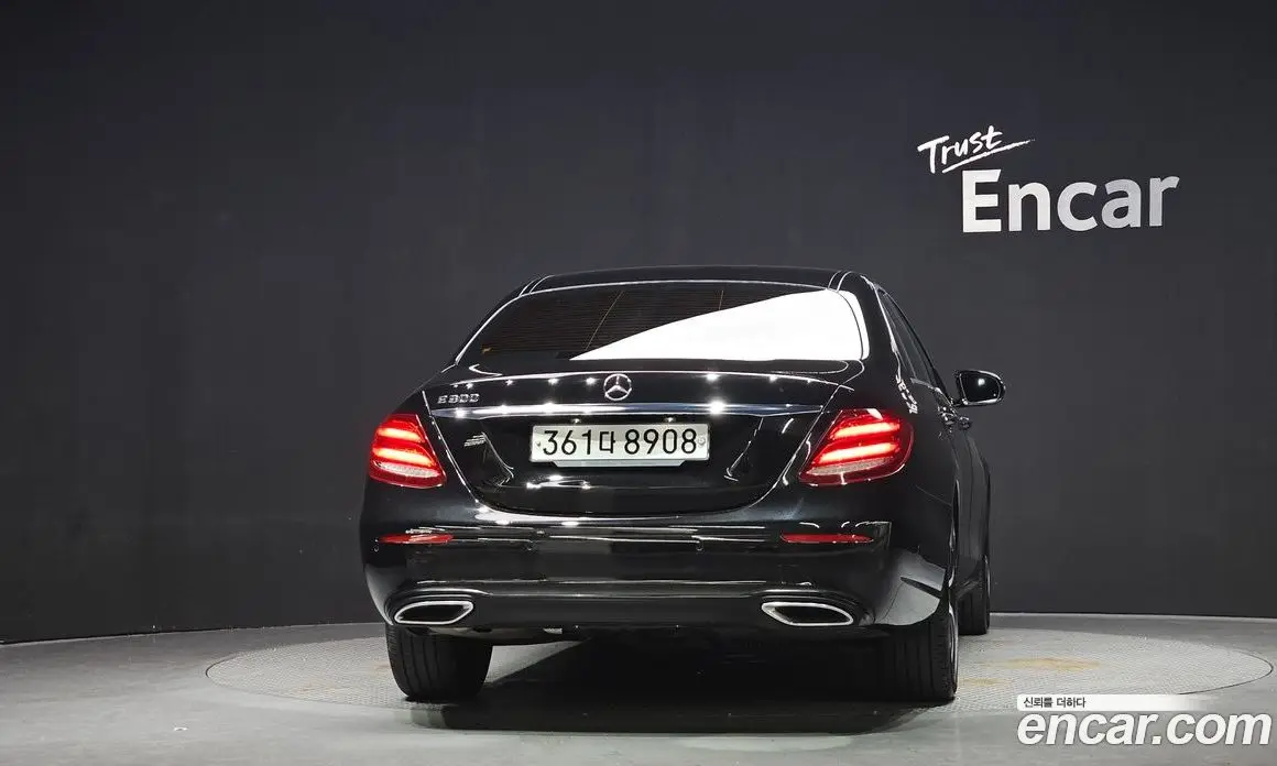 Mercedes-Benz E-Class 2020 2.0 автомат (гидро), фото 4 Mercedes-Benz E-Class 2020 2.0 автомат (гидро), фото 4