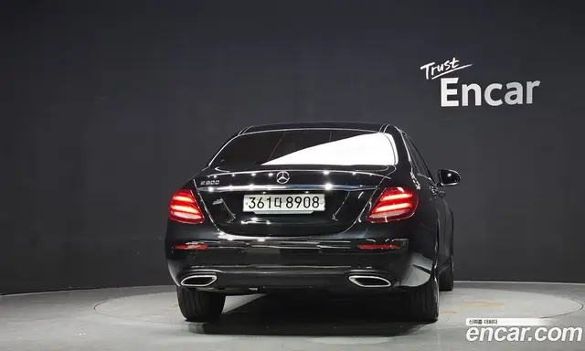 Mercedes-Benz E-Class 2020 2.0 автомат (гидро), миниатюра 4 Mercedes-Benz E-Class 2020 2.0 автомат (гидро), миниатюра 4