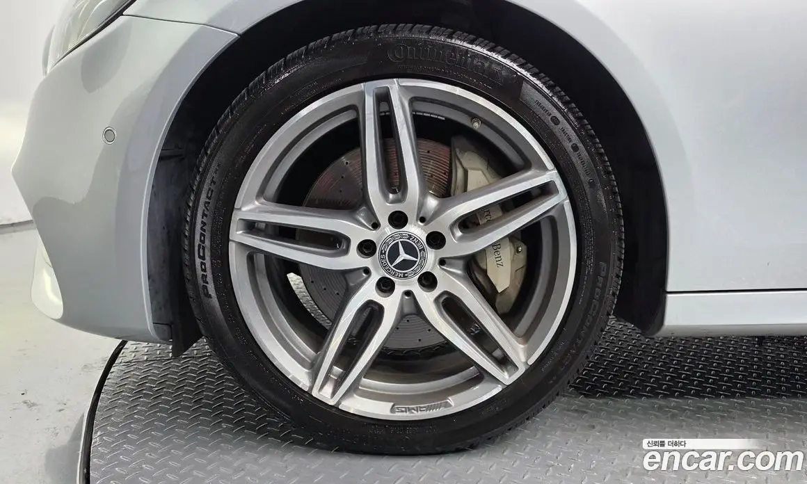 Mercedes-Benz E-Class 2020 2.0 автомат (гидро), фото 4 Mercedes-Benz E-Class 2020 2.0 автомат (гидро), фото 4