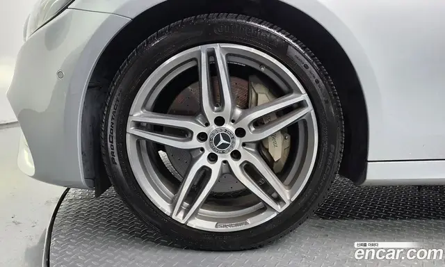 Mercedes-Benz E-Class 2020 2.0 автомат (гидро), миниатюра 4 Mercedes-Benz E-Class 2020 2.0 автомат (гидро), миниатюра 4