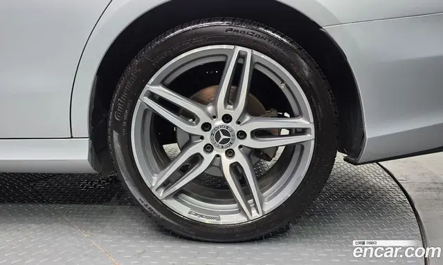 Mercedes-Benz E-Class 2020 2.0 автомат (гидро), миниатюра 6 Mercedes-Benz E-Class 2020 2.0 автомат (гидро), миниатюра 6