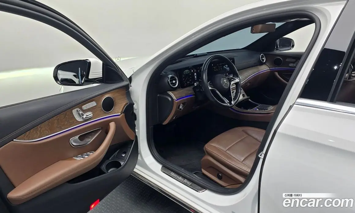 Mercedes-Benz E-Class 2022 2.0 автомат (гидро), фото 16 Mercedes-Benz E-Class 2022 2.0 автомат (гидро), фото 16