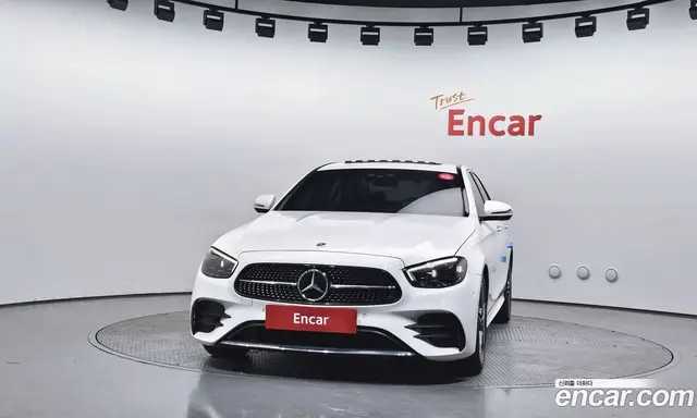 Mercedes-Benz E-Class 2022 2.0 автомат (гидро), миниатюра 3 Mercedes-Benz E-Class 2022 2.0 автомат (гидро), миниатюра 3