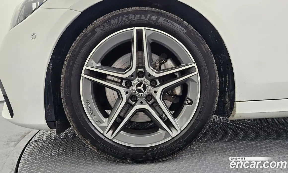 Mercedes-Benz E-Class 2022 2.0 автомат (гидро), фото 5 Mercedes-Benz E-Class 2022 2.0 автомат (гидро), фото 5