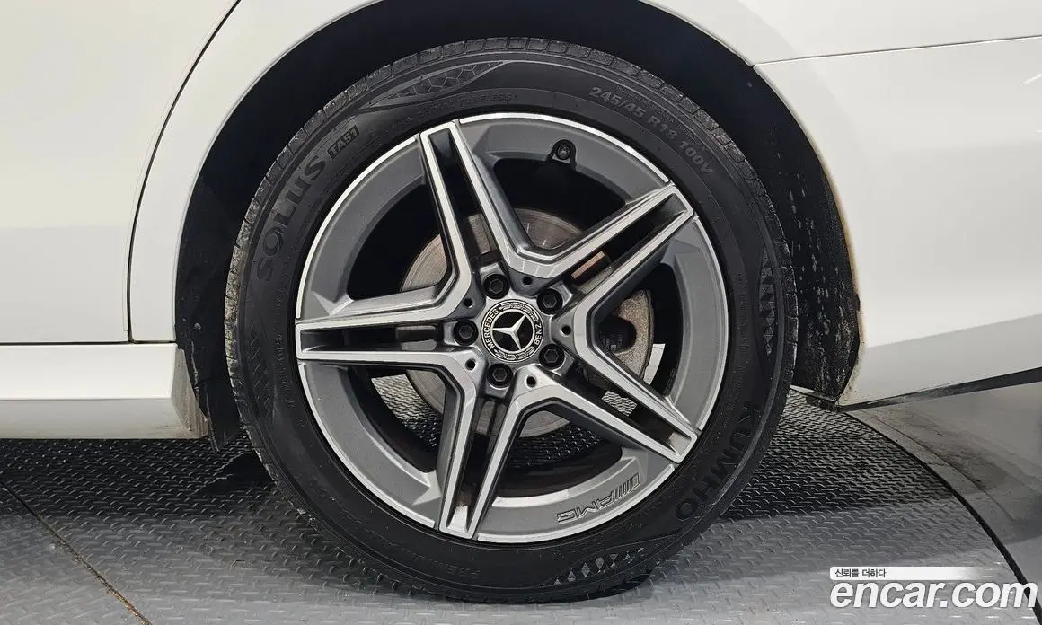 Mercedes-Benz E-Class 2022 2.0 автомат (гидро), фото 7 Mercedes-Benz E-Class 2022 2.0 автомат (гидро), фото 7
