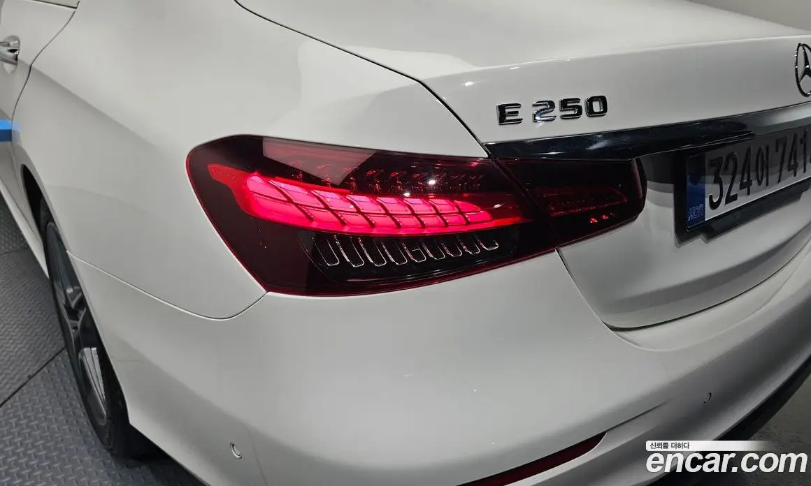 Mercedes-Benz E-Class 2022 2.0 автомат (гидро), фото 9 Mercedes-Benz E-Class 2022 2.0 автомат (гидро), фото 9