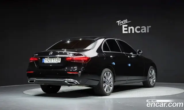 Mercedes-Benz E-Class 2023 2.0 автомат (гидро), миниатюра 2 Mercedes-Benz E-Class 2023 2.0 автомат (гидро), миниатюра 2