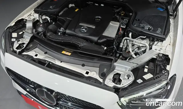 Mercedes-Benz E-Class 2023 2.0 автомат (гидро), миниатюра 6 Mercedes-Benz E-Class 2023 2.0 автомат (гидро), миниатюра 6