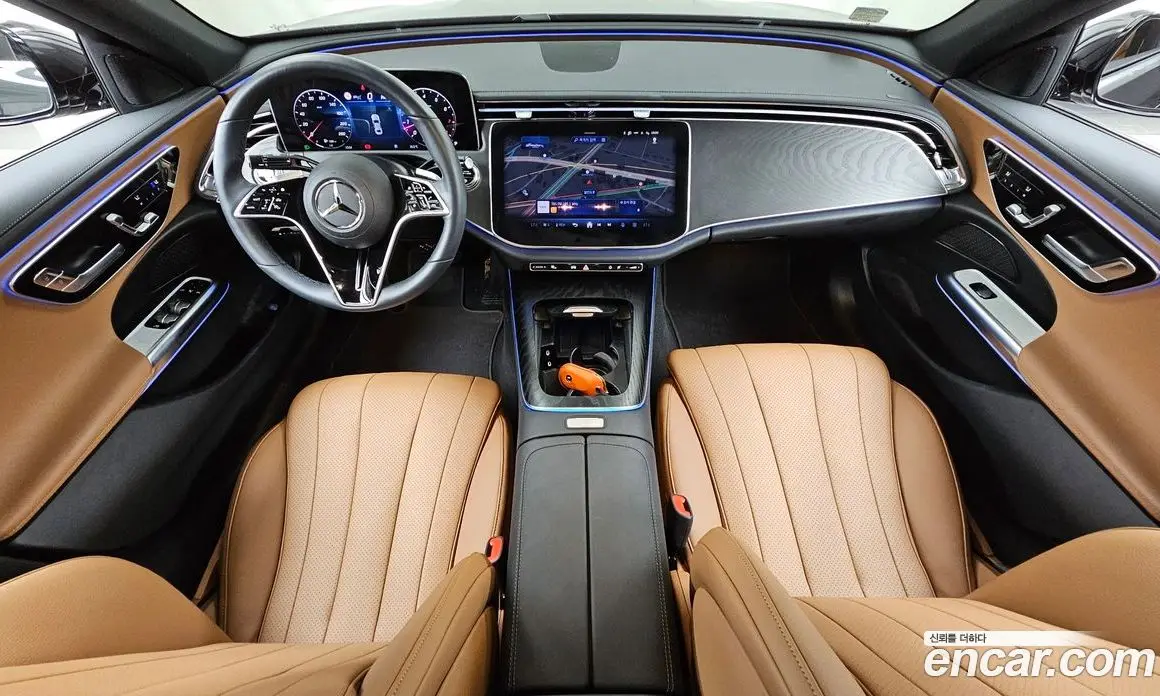 Mercedes-Benz E-Class 2025 2.0 автомат (гидро), фото 10 Mercedes-Benz E-Class 2025 2.0 автомат (гидро), фото 10