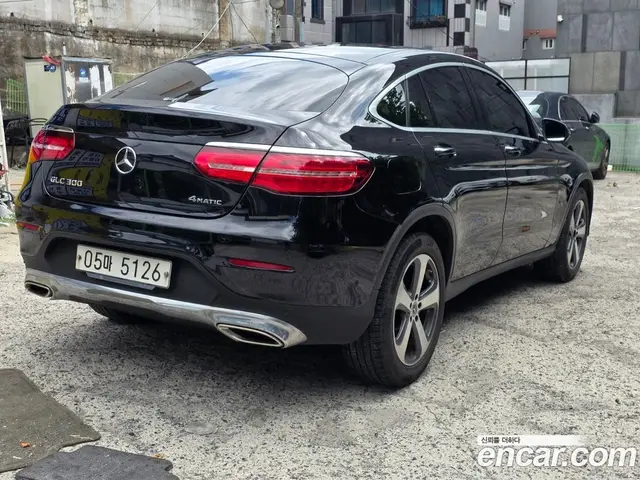 Mercedes-Benz GLC-Class 2019 2.0 автомат (гидро), миниатюра 2