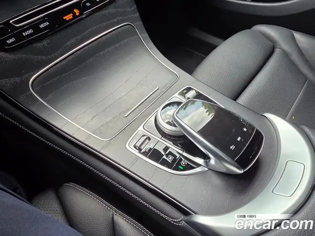 Mercedes-Benz GLC-Class 2019 2.0 автомат (гидро), миниатюра 8