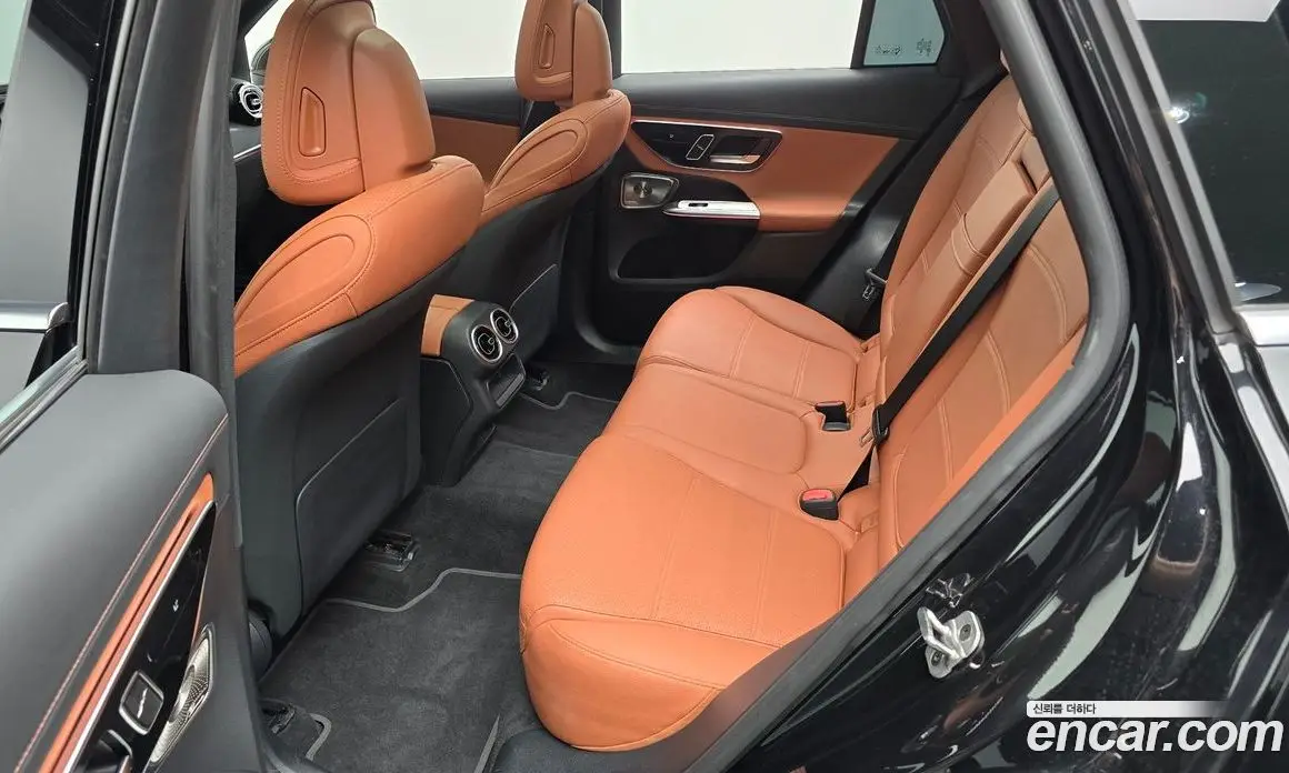 Mercedes-Benz GLC-Class 2024 2.0 автомат (гидро), фото 17 Mercedes-Benz GLC-Class 2024 2.0 автомат (гидро), фото 17