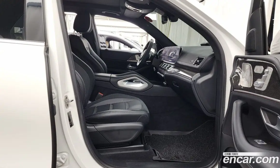 Mercedes-Benz GLE-Class 2023 3.0 автомат (гидро), фото 17 Mercedes-Benz GLE-Class 2023 3.0 автомат (гидро), фото 17